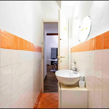Via Buonarroti, 8 - 12 Minutes Walk To Duomo - Bright & Cozy - Charming * Florence