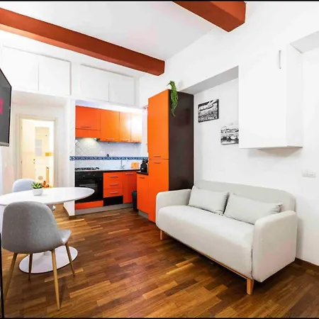 Via Buonarroti, 8 - 12 Minutes Walk To Duomo - Bright & Cozy - Charming Appartamento *